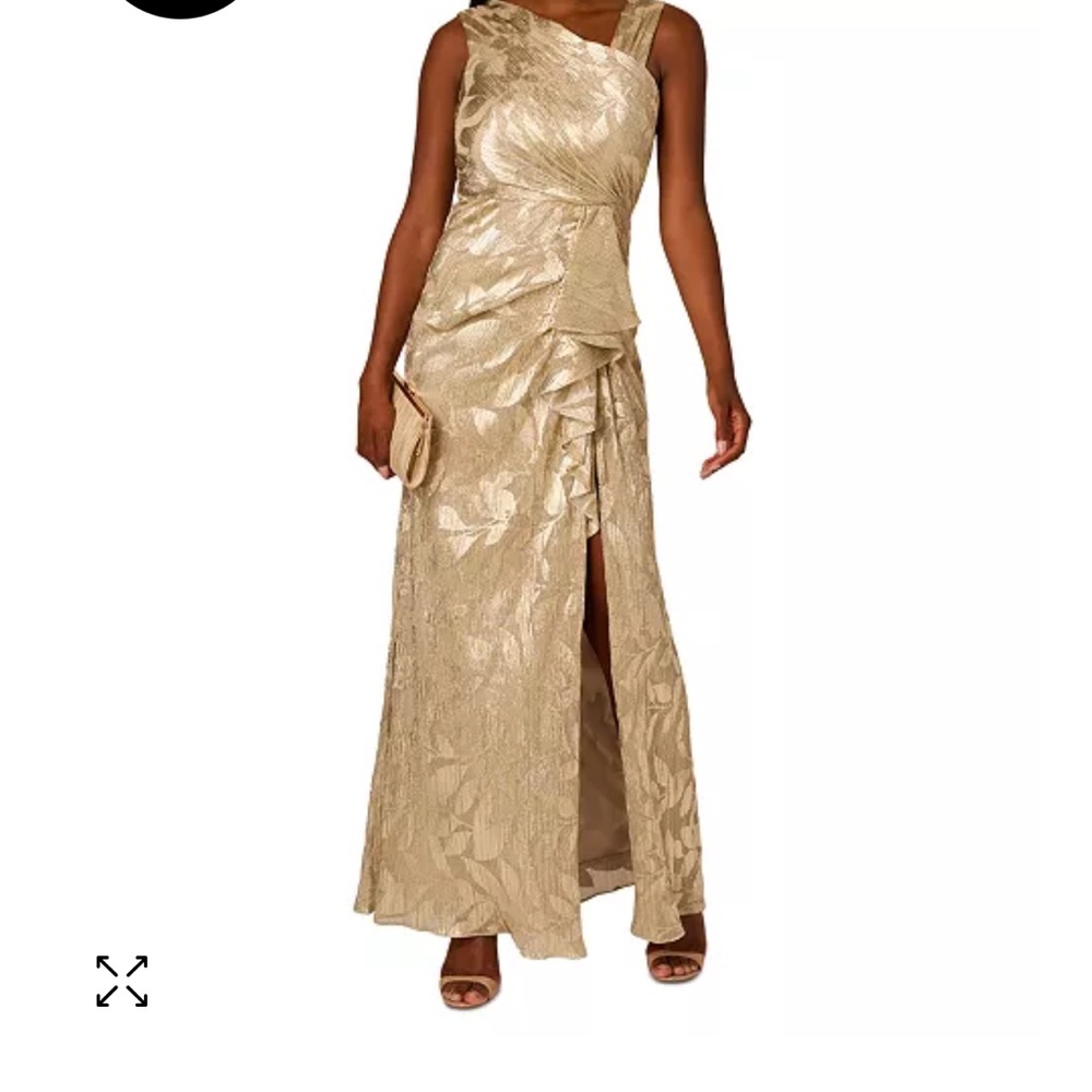 Elegant Gold Evening Gown